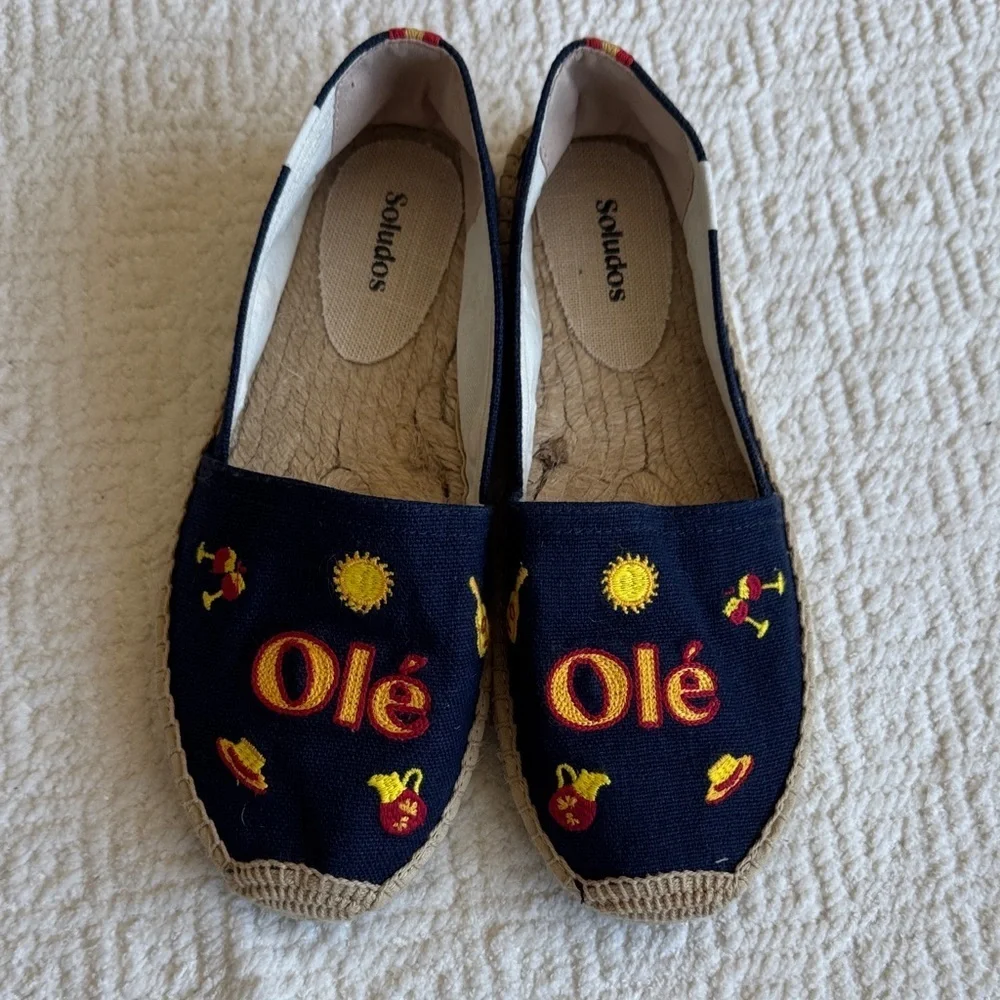 NWOT Soludos Espadrille Armada Blue Spain  with Colorful Embroidery Sz 8-8.5